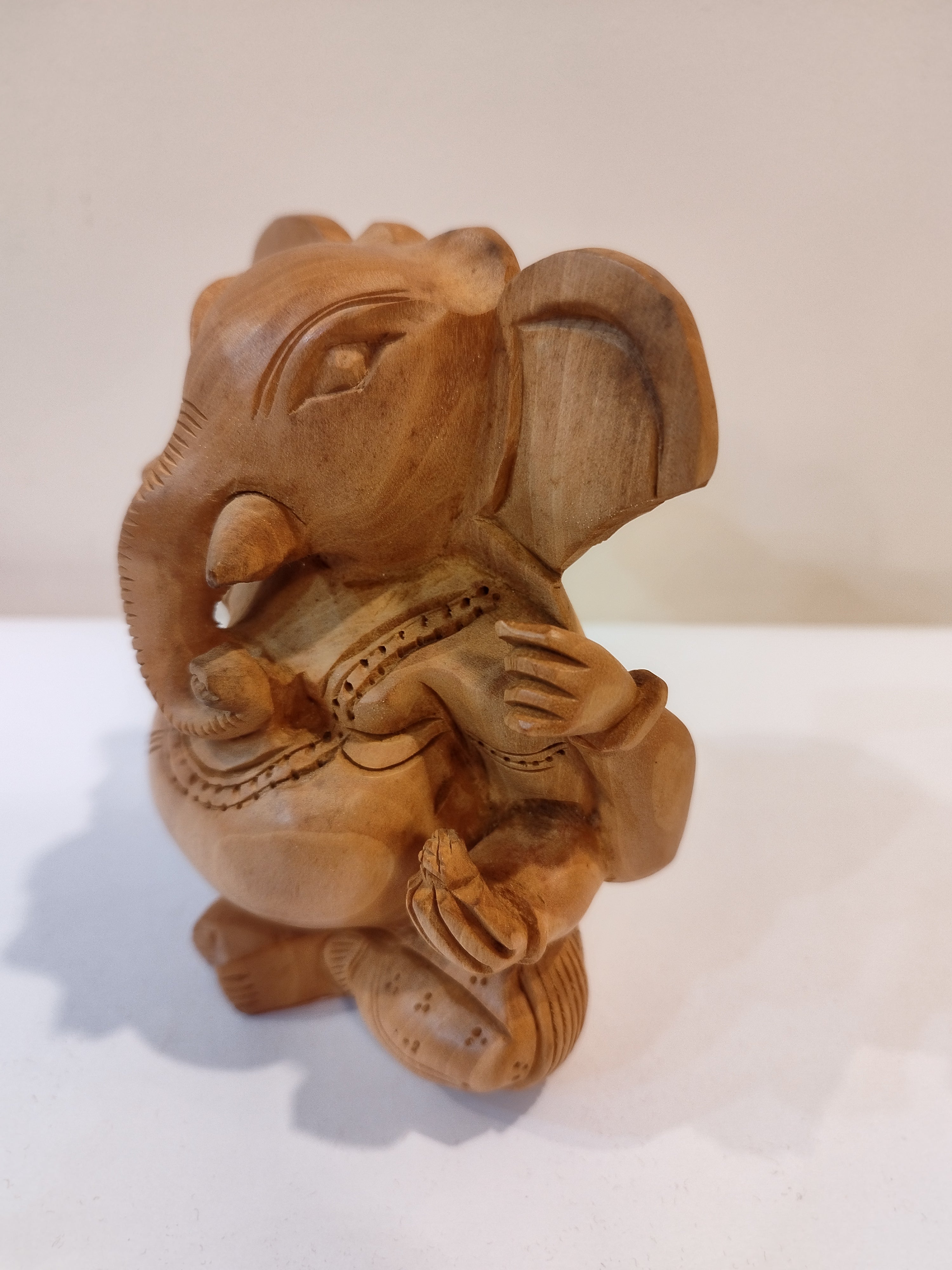 Hand Carved Kadam Wood Ganesh Statue: Hindu God Vinayak