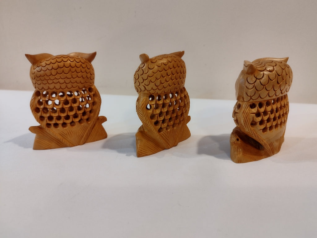 Hand Carved wooden owl family Mother and baby Onyx Inlay three pieces, three inches.