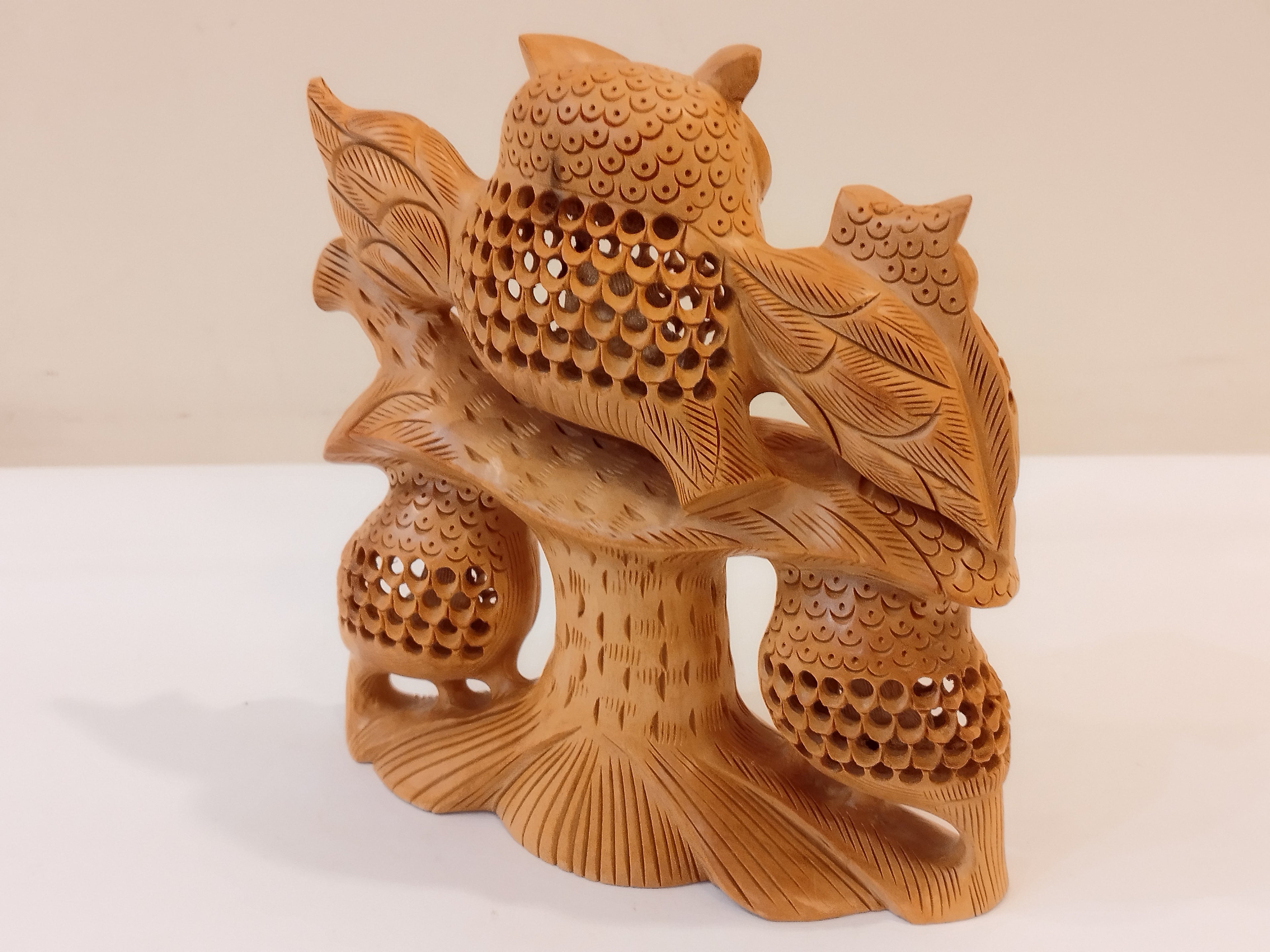 An owl family one piece, mother and baby onyx inlay- 6 inches