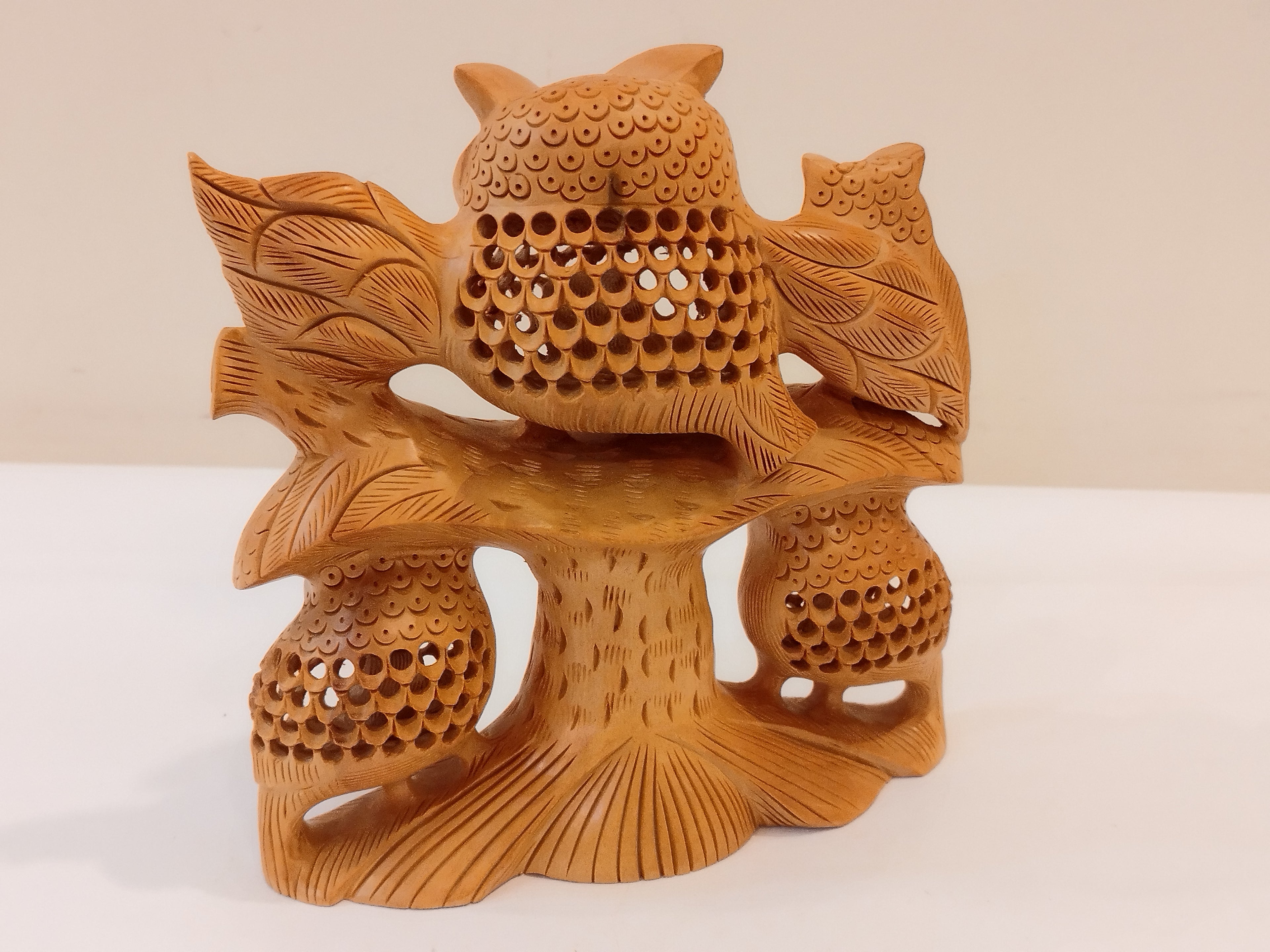 An owl family one piece, mother and baby onyx inlay- 6 inches