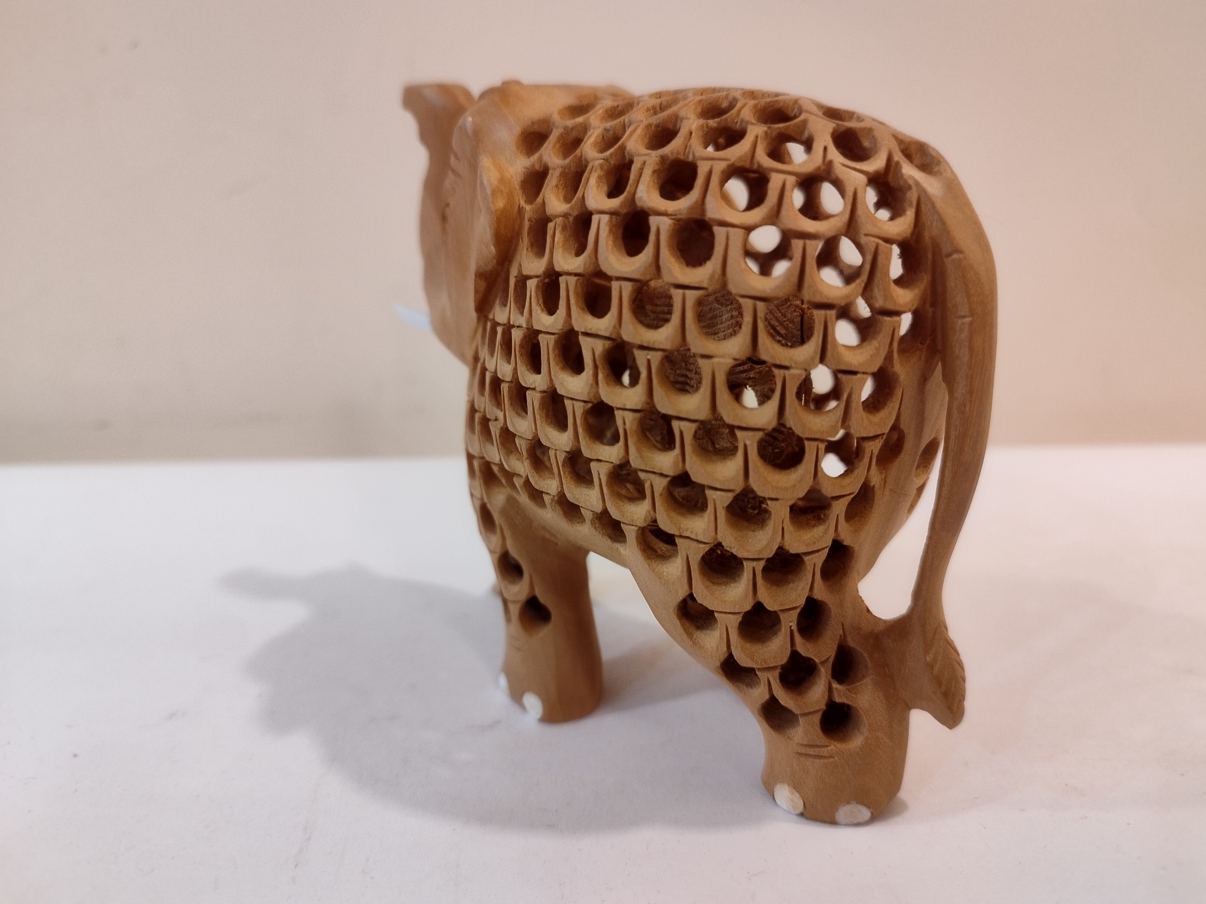 Hand Carved Kadam Wood Elephant mother and baby Onyx Inlay up trunk - 4 inches: Spiritual Decor