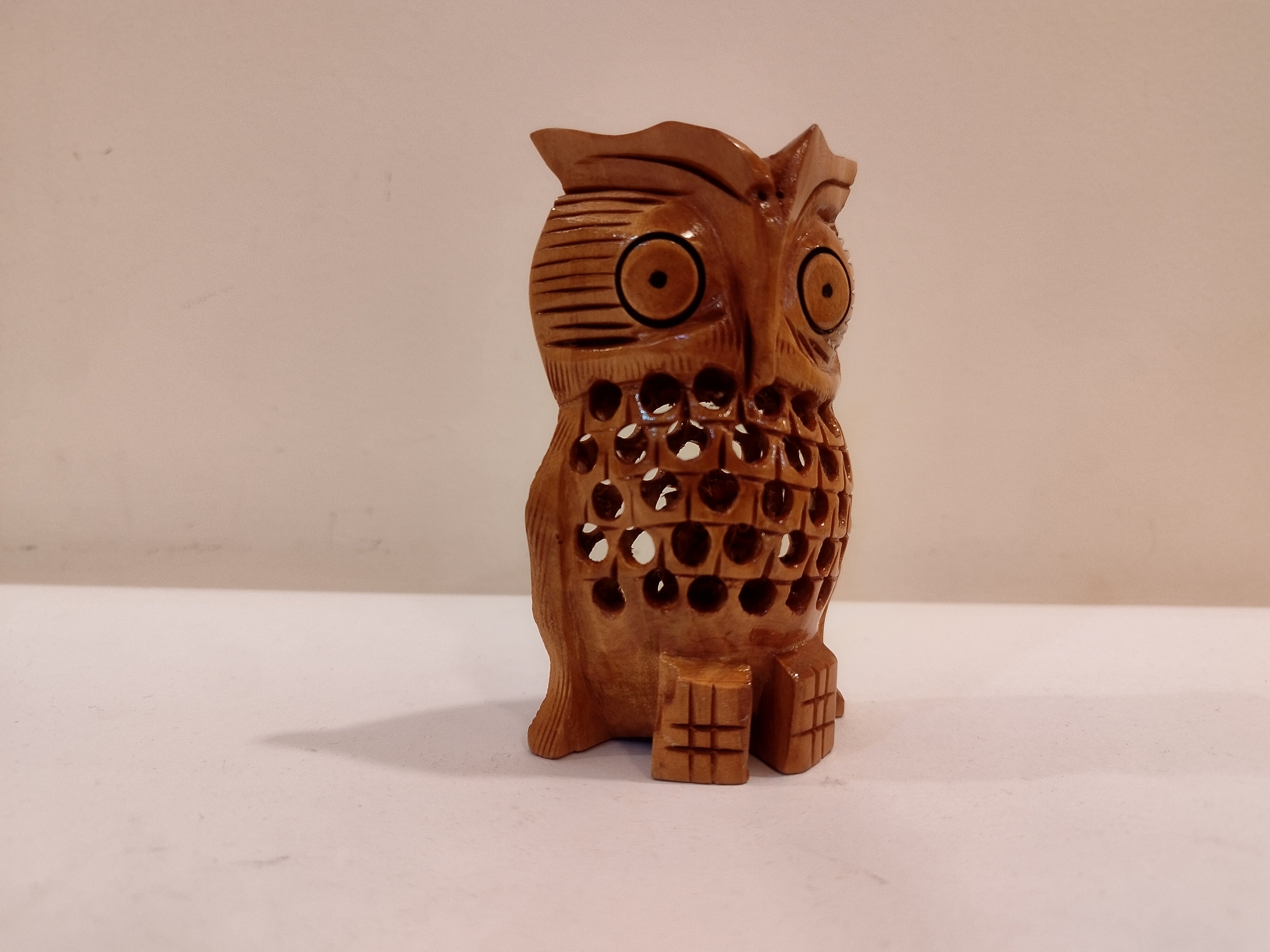 An owl one piece, mother and baby onyx inlay- 3 Inches