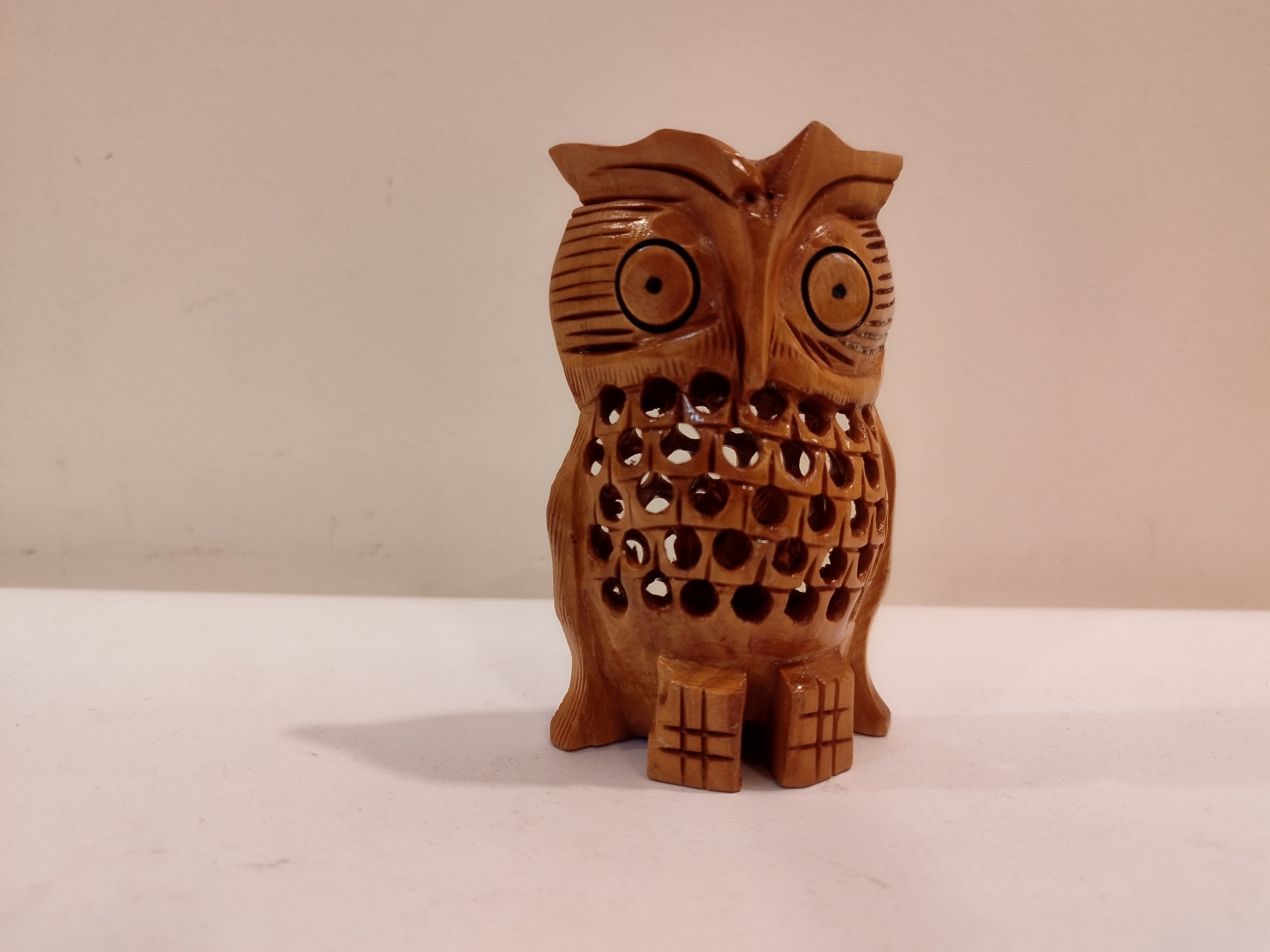 An owl one piece, mother and baby onyx inlay- 3 Inches