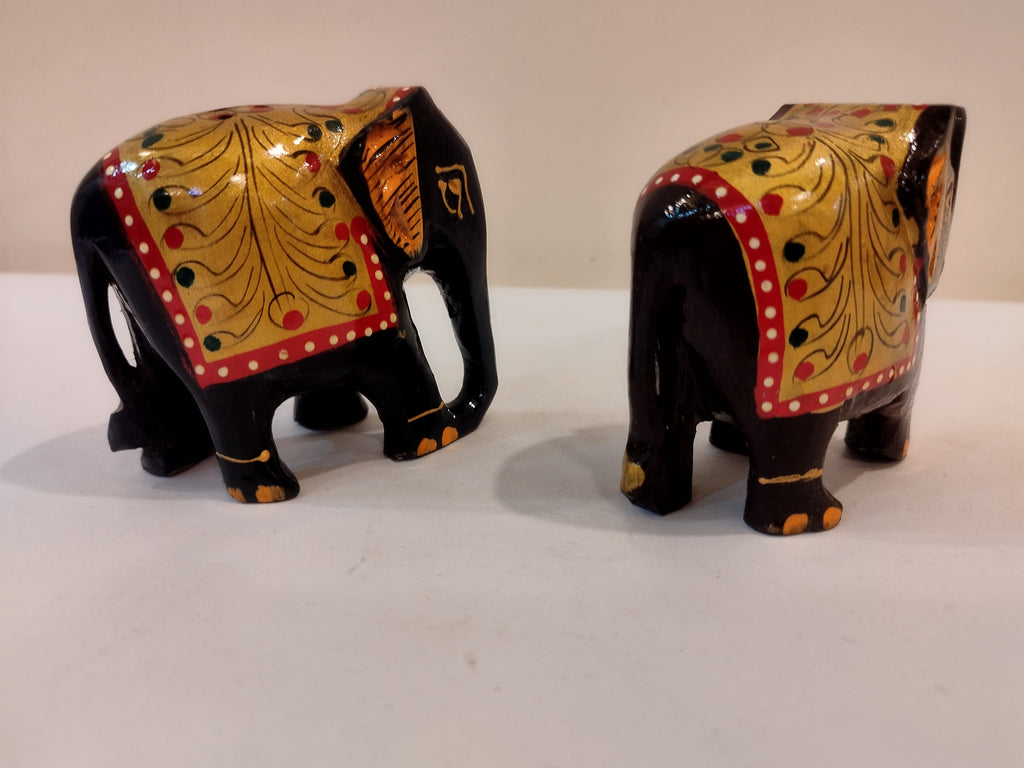 Décoration spirituelle pour la maison : Ensemble de deux éléphants en bois de Kadam sculptés à la main (3, 2 et 1,5 pouces).