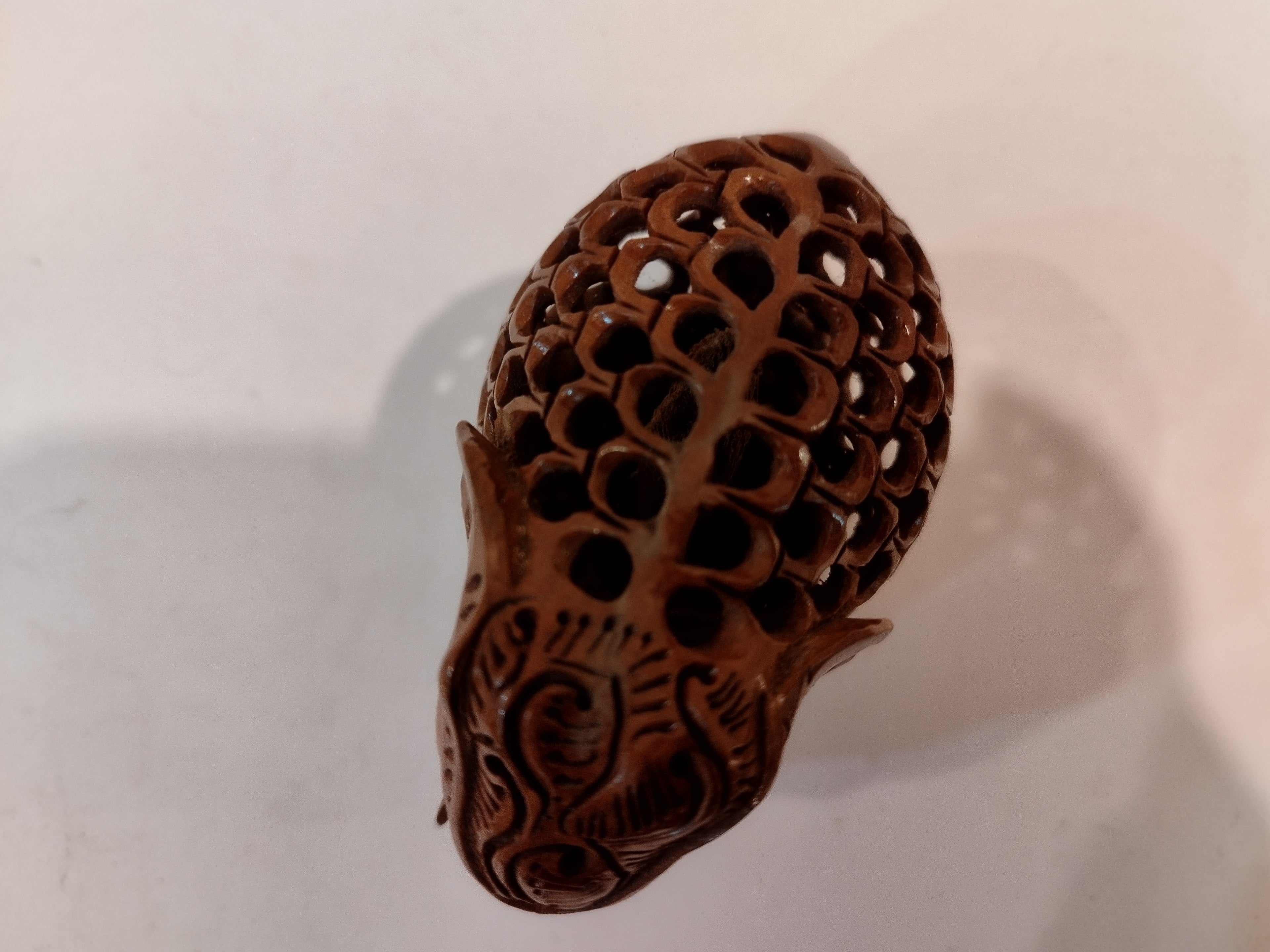 Hand Carved Kadam Dark Wood Elephant Statue Mother and baby Onyx Inlay-3 Inches: Spiritual Decor