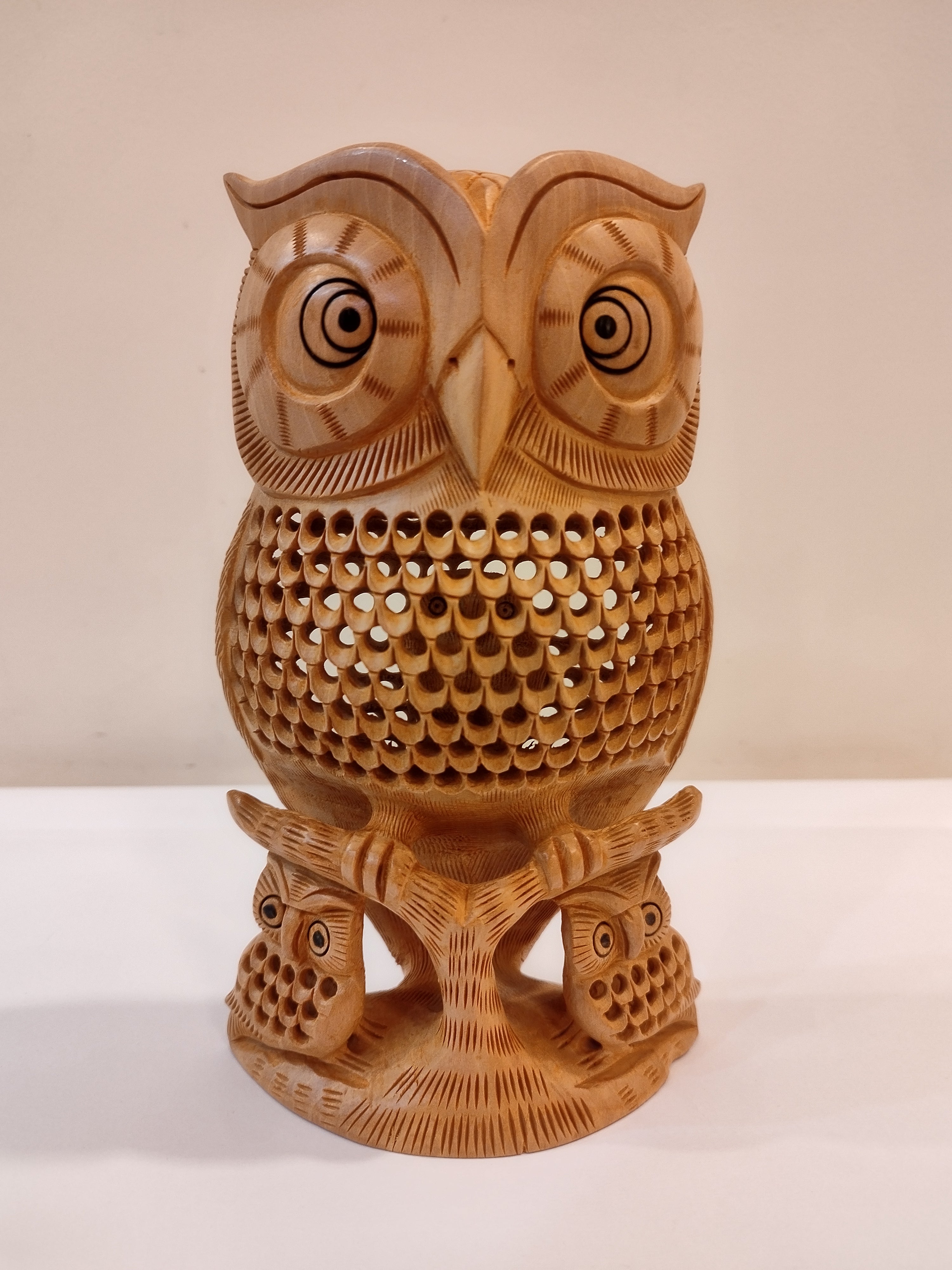 An owl one piece, mother and baby onyx inlay