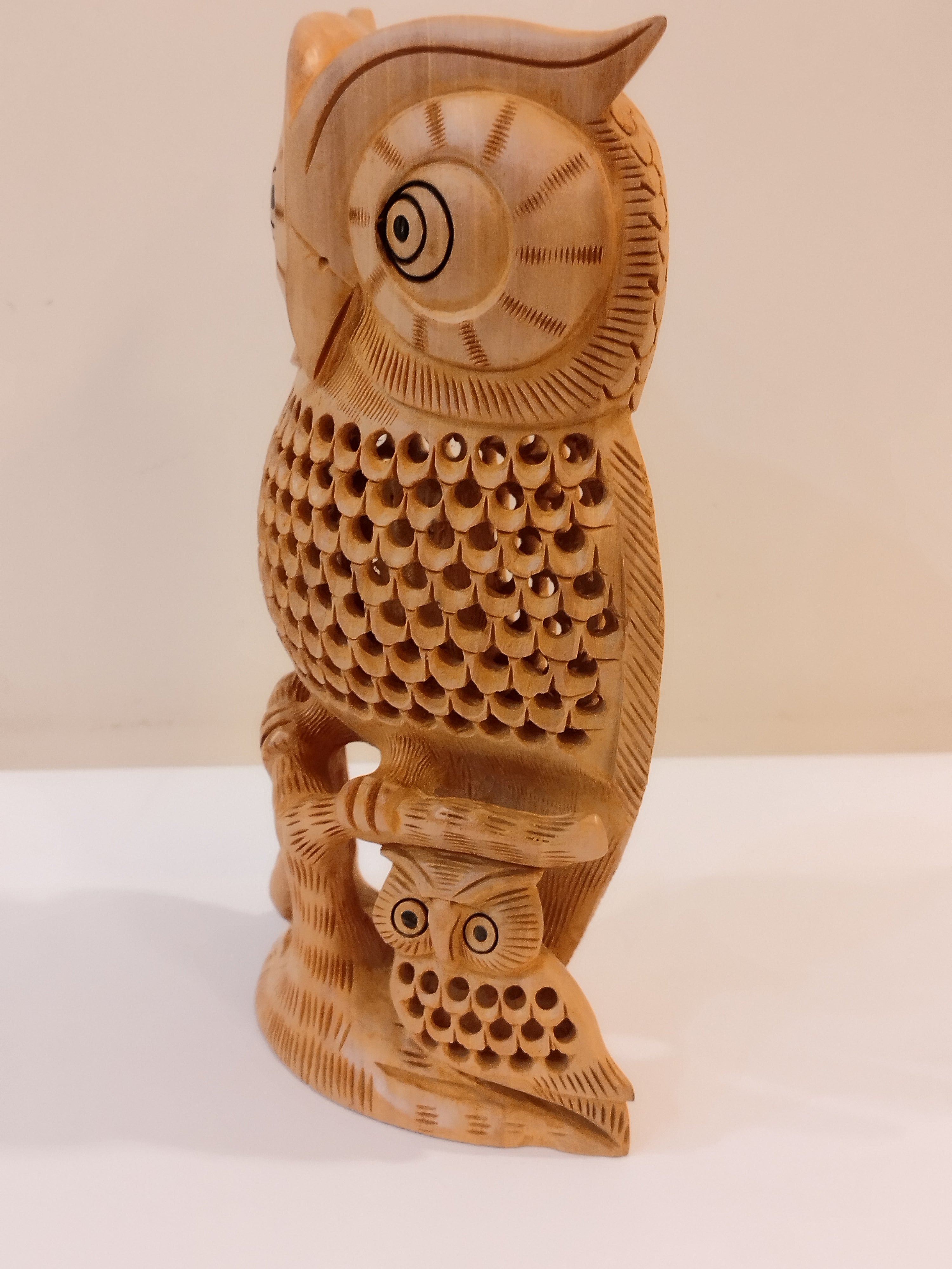 An owl one piece, mother and baby onyx inlay