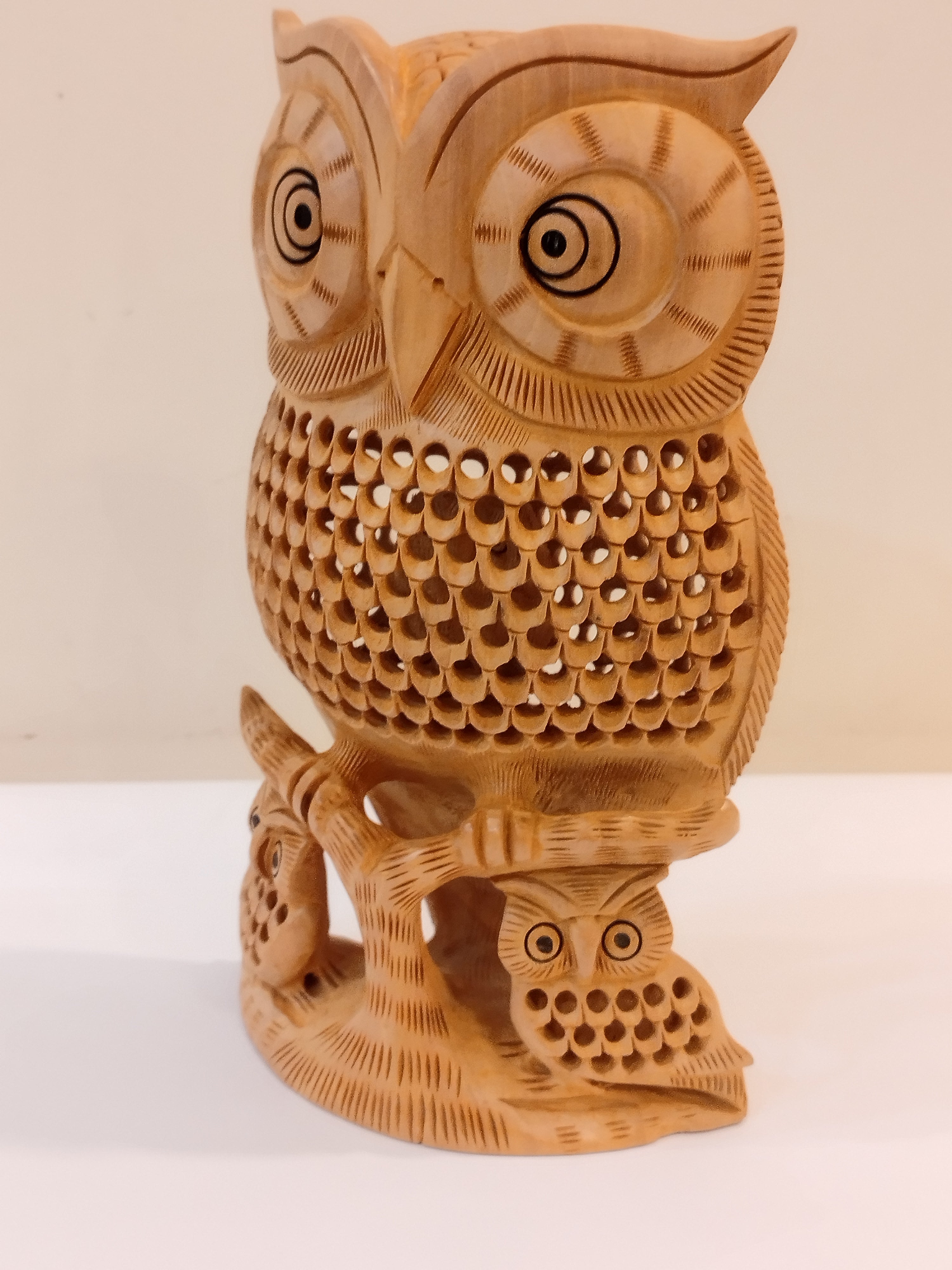 An owl one piece, mother and baby onyx inlay