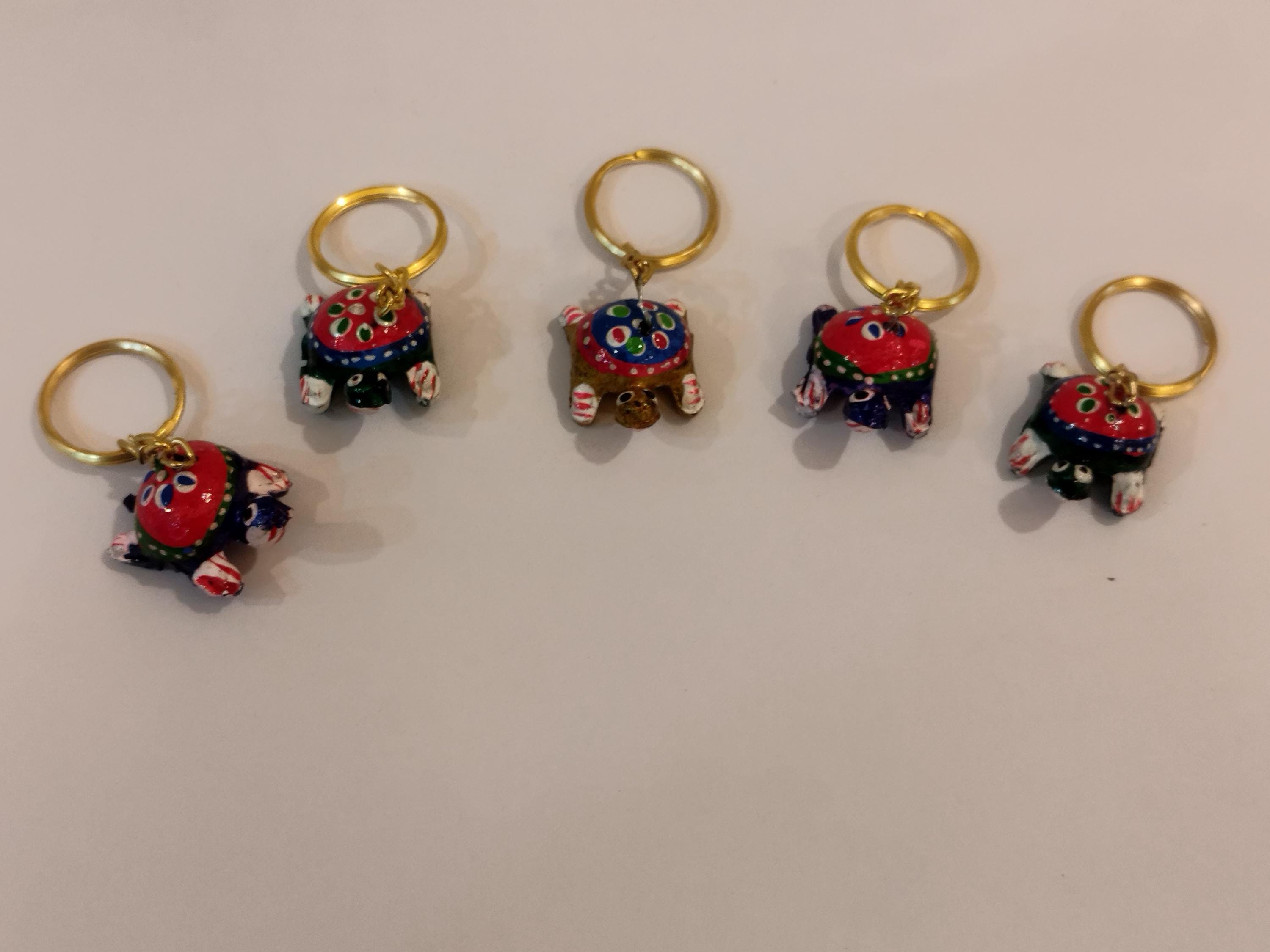 Key chain tortoise plastic set of 5: spiritual decor