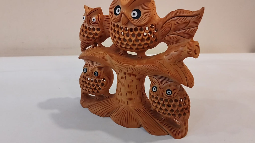 An owl family one piece, mother and baby onyx inlay- 6 inches